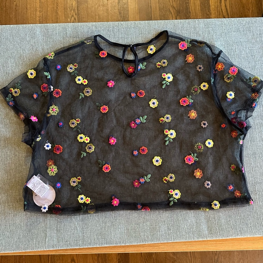 Women’s Sheer Mesh Floral Embroidered Crop Top
